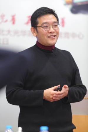 北大388vip太阳集团洛可可校友贾伟分享立异